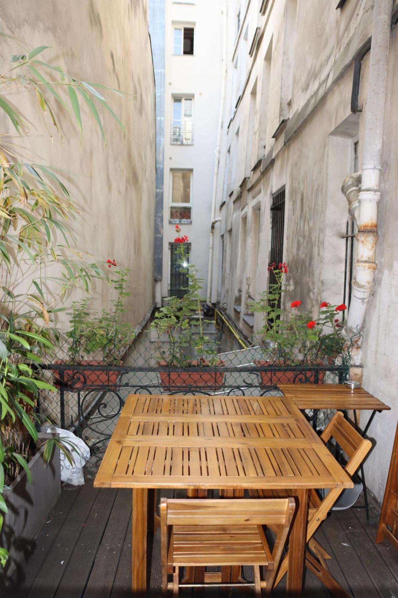 Superbe T3 Terrasse Coeur De Historique Appartamento
