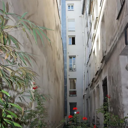 Superbe T3 Terrasse Coeur De Paris Historique Apartment Exterior photo
